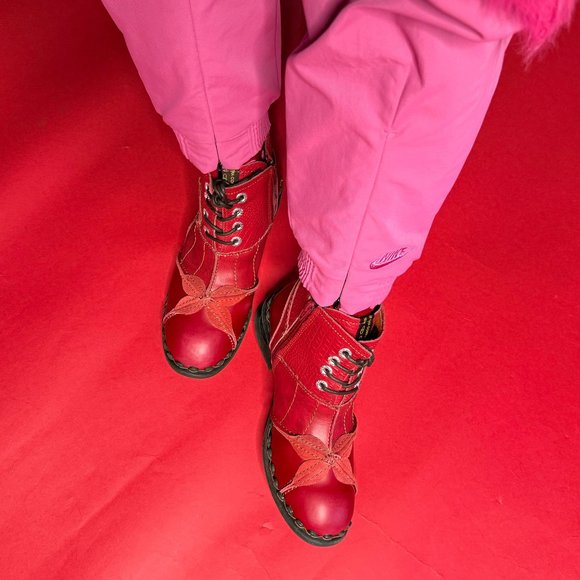 Unique Red Leather Ankle Boots – Low Heel, Lace-Up, Side Zipper, Size 39 (US 8) - Picture 10 of 12